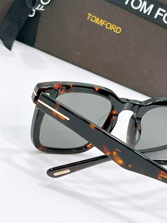 Picture of Tom Ford Sunglasses _SKUfw76706174fw